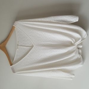 Vine & Love Hi-lo gathered rib white top